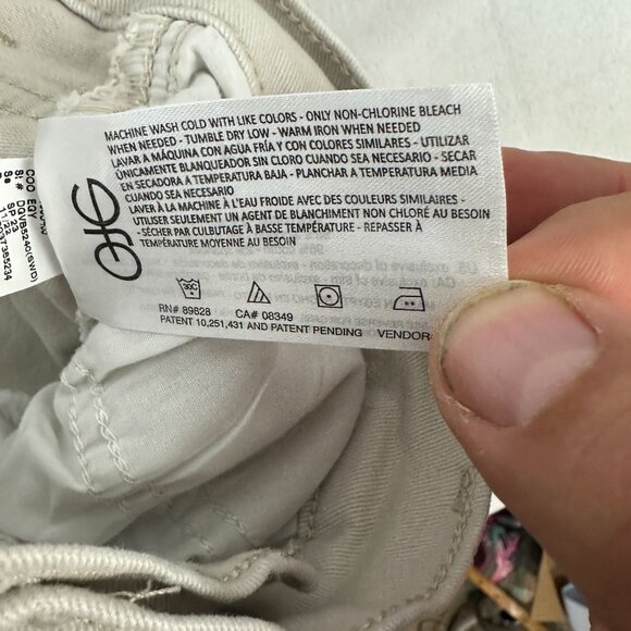 Gloria Vanderbilt Amanda All Around Slimming Beige Capri Pants Size 14 - Picture 6 of 6